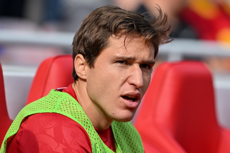 父亲：基耶萨不后悔去利物浦，后悔是失败者的借口